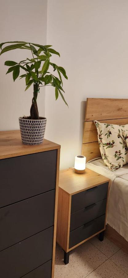 Casa De Tres Habitaciones Con Hermoso Patio Puertollano Ngoại thất bức ảnh